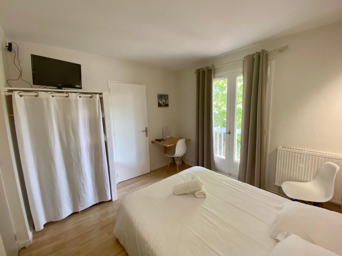 Hôtel La Ferme d'En Chon Biscarrosse Habitación foto